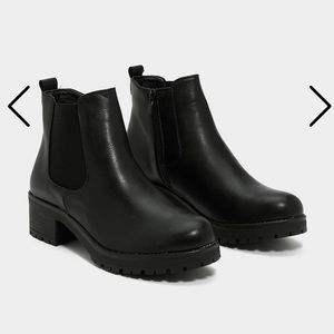 Chelsea Boot